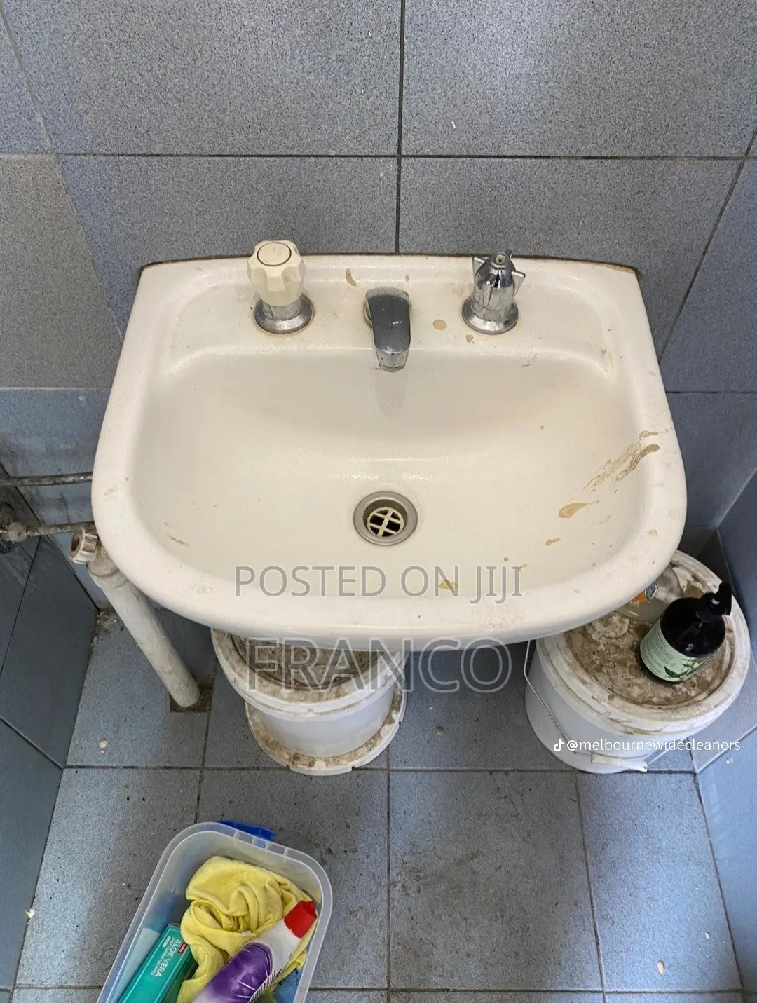 Professional Deep Cleaning Services Postconstruction, Move-In,Tiles