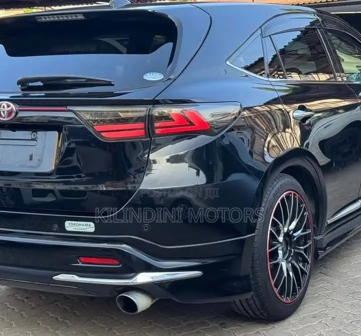 Toyota Harrier 2018 Black