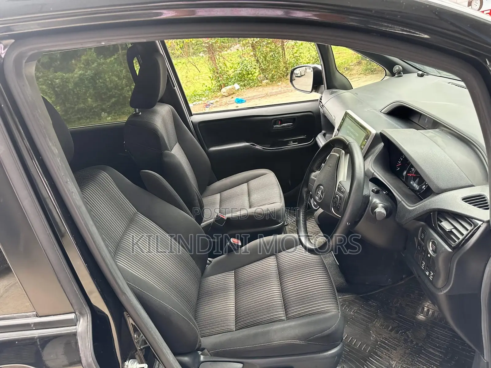 Toyota Voxy 2018 Black