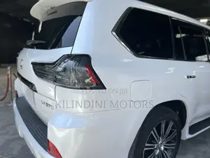 Lexus LX 2017 White