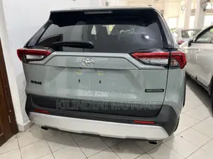 Toyota RAV4 2019 Green