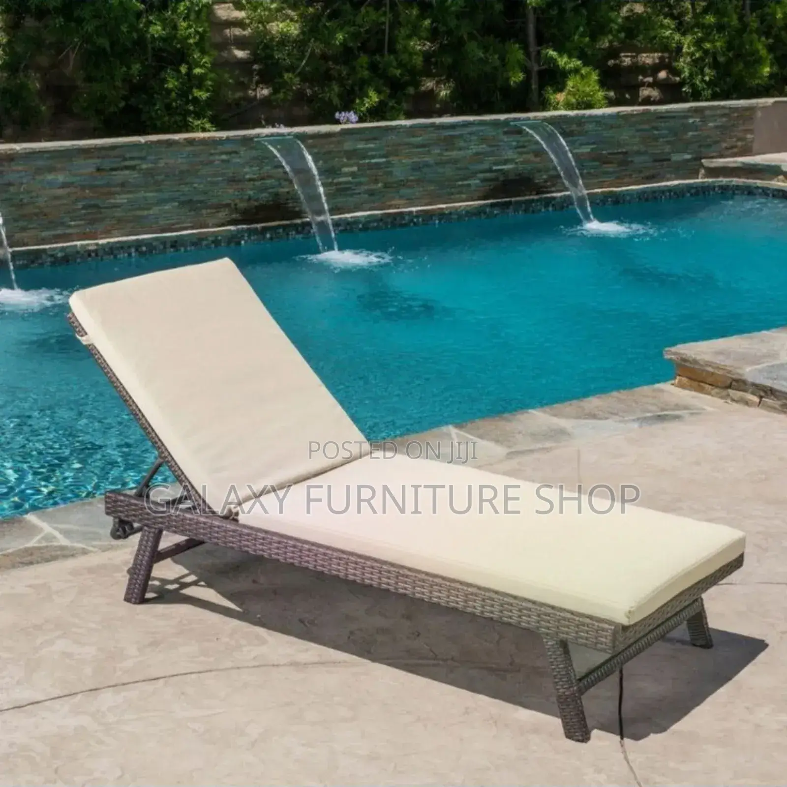 Rattan Sunlouge/Poolbeds