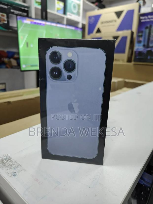 Apple iPhone 13 Pro 256 GB Blue - thumbnail 3