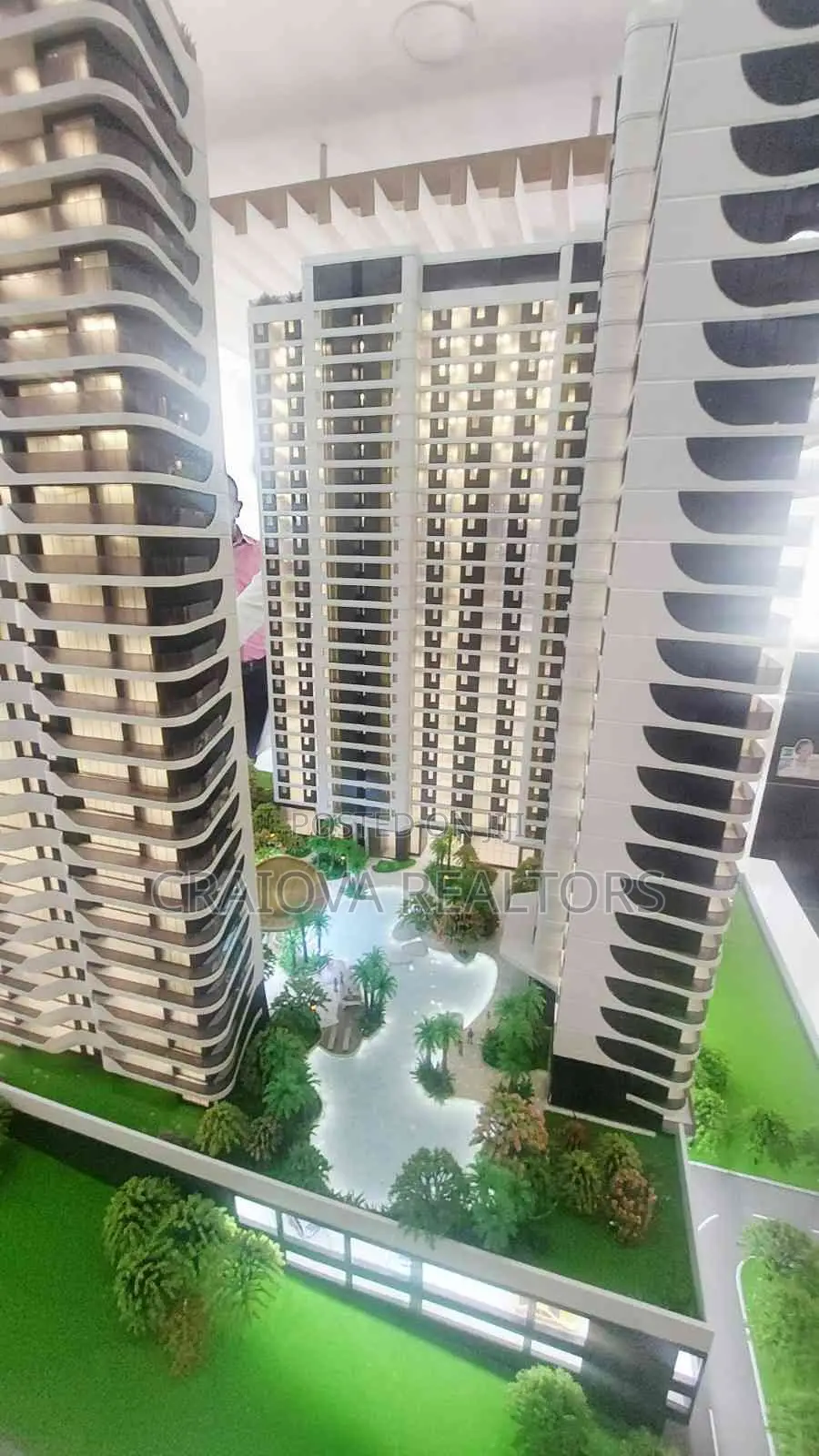 3bdrm Apartment in Parklands/Highridge for sale