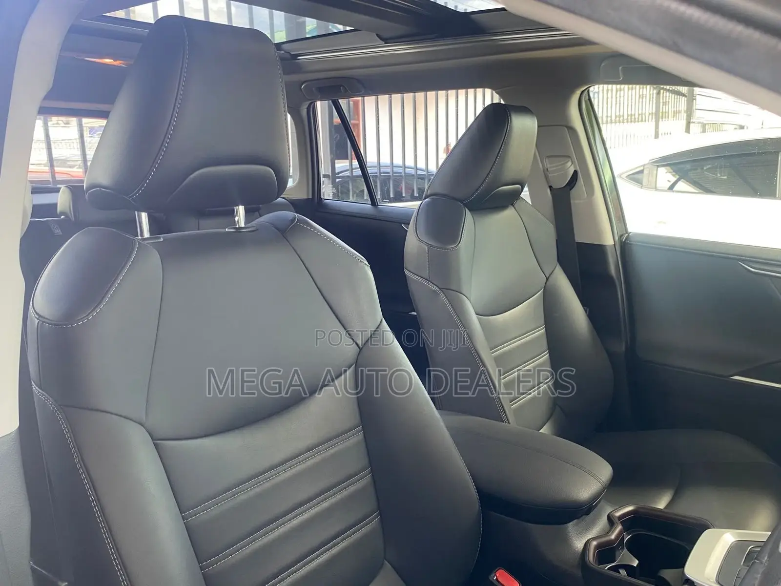 Toyota RAV4 2021 Black
