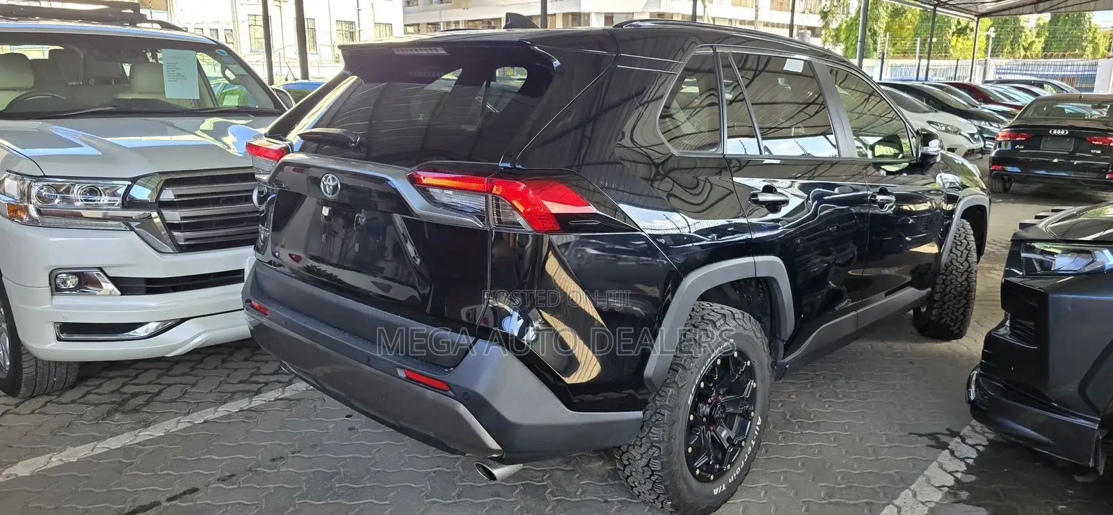Toyota RAV4 2021 Black