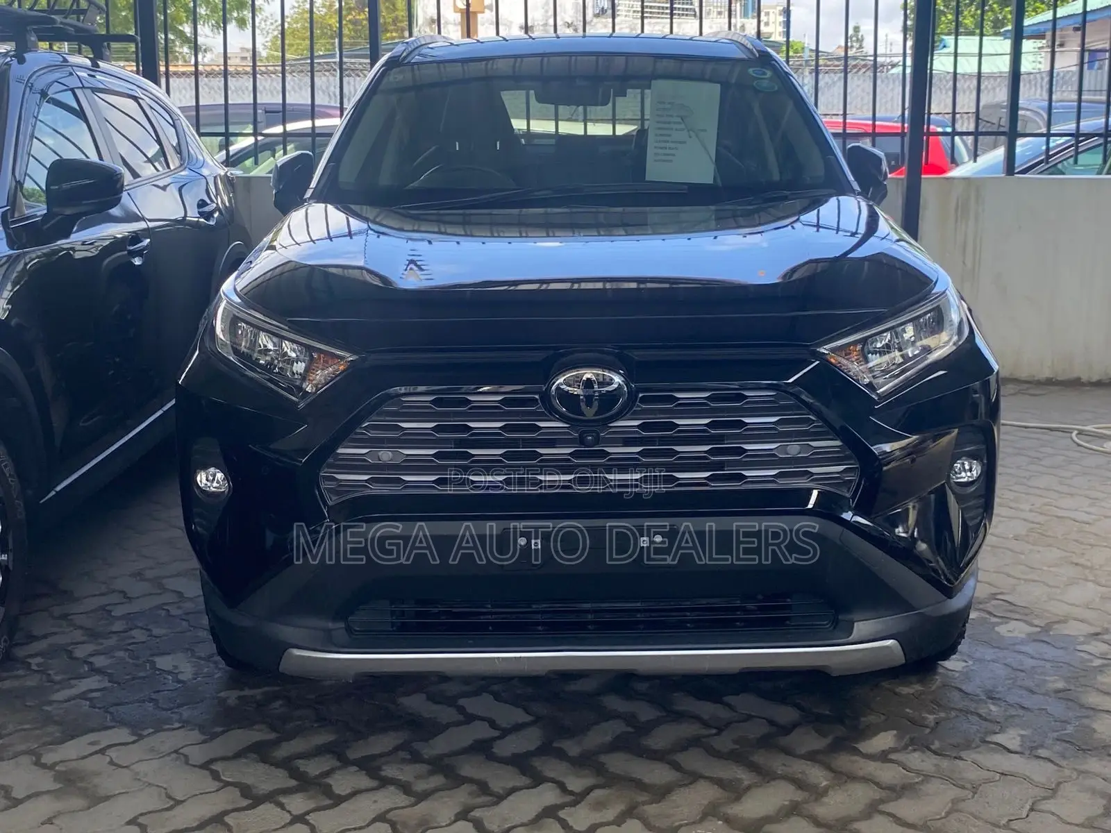 Toyota RAV4 2021 Black
