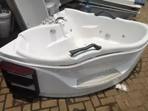 Jacuzzi (Corner)