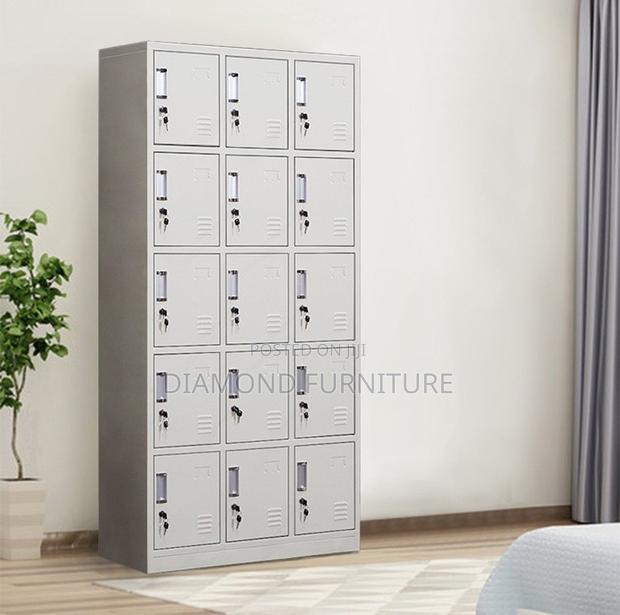 Durable 15-Locker Metallic Office Filing Cabinet Unit - thumbnail 3