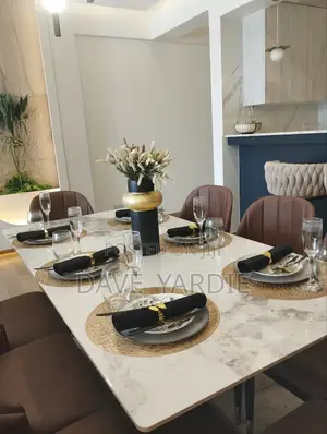 4bdrm Apartment in Parklands/Highridge for sale