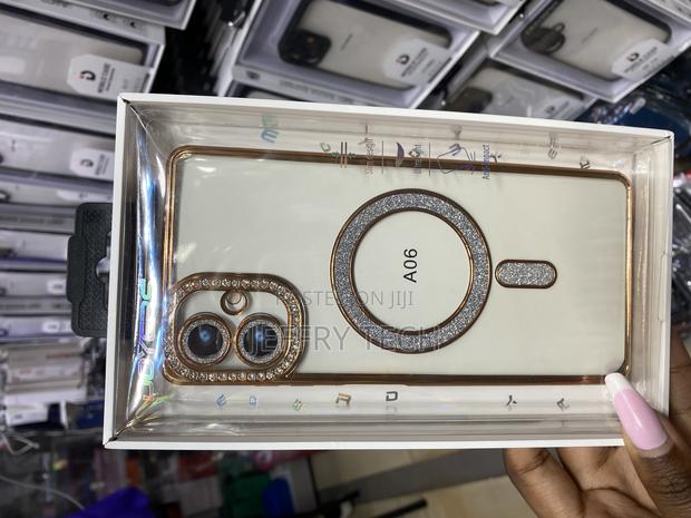 Ephoou Samsung Galaxy A06 Glitter Plated Masafe Compatible Case - main view