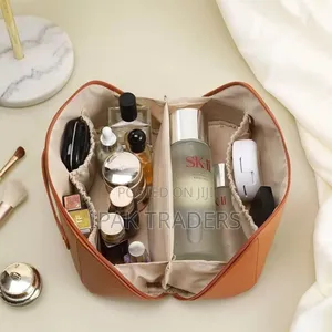 *Multifunctional Waterproof Large Cosmetic Bag Travel Bag