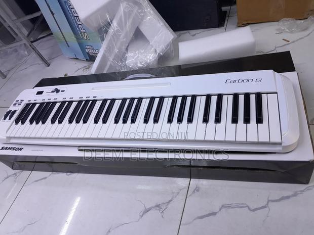 Carbon 61 Usb Midi Controller Keyboard