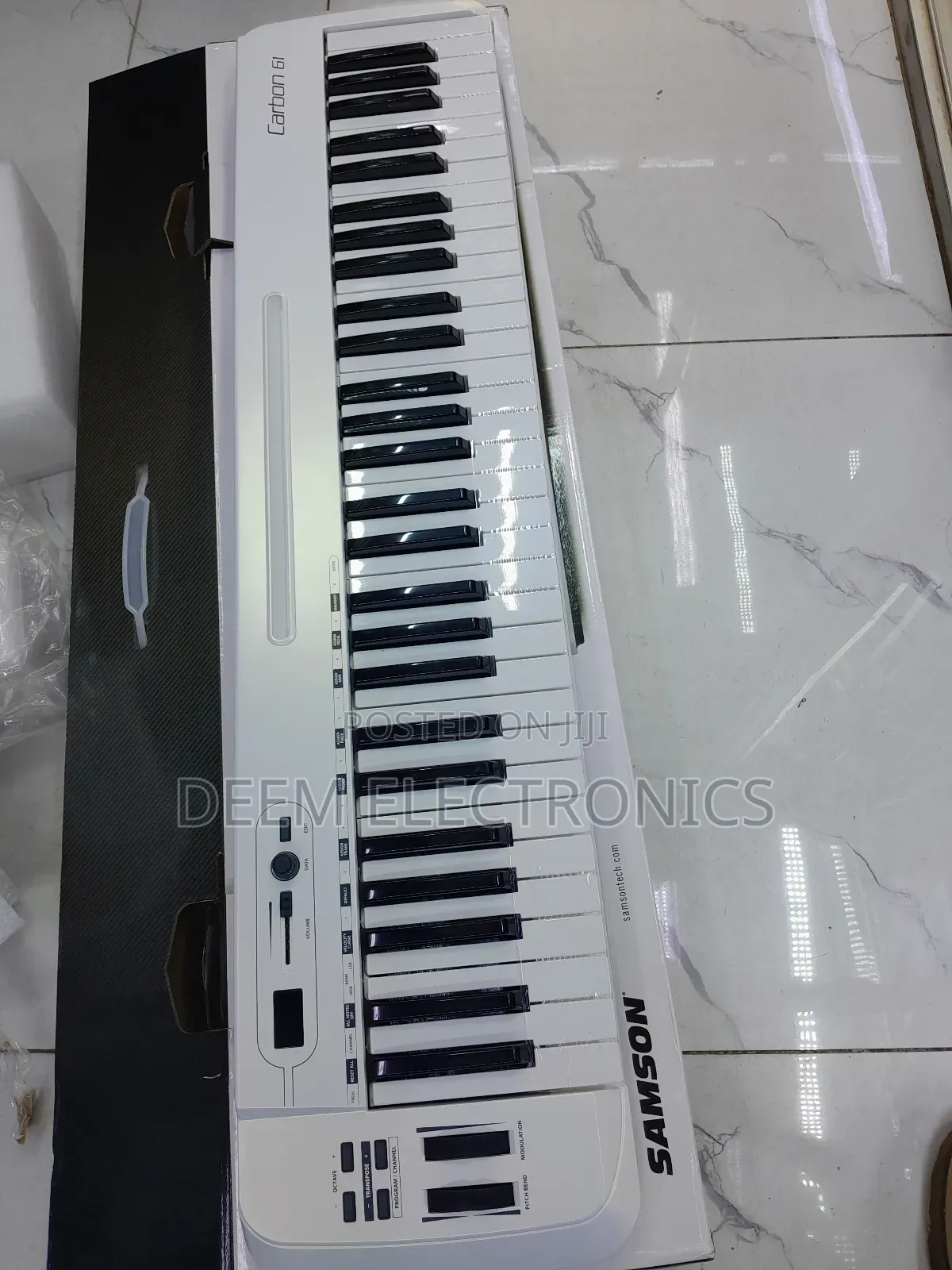 Carbon 61 Midi Controller Usb