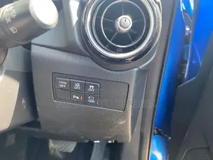 Mazda Demio 2018 Blue