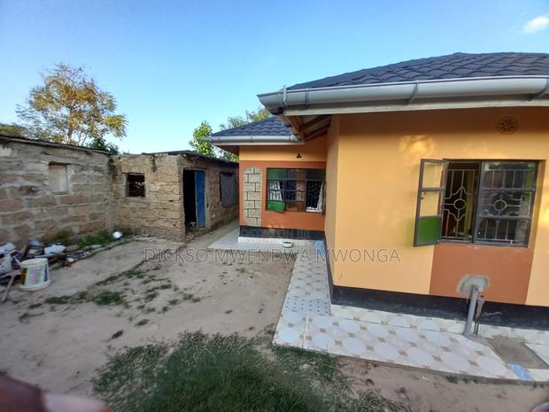 4bdrm Bungalow in Katelembo, Mua for sale - thumbnail 3