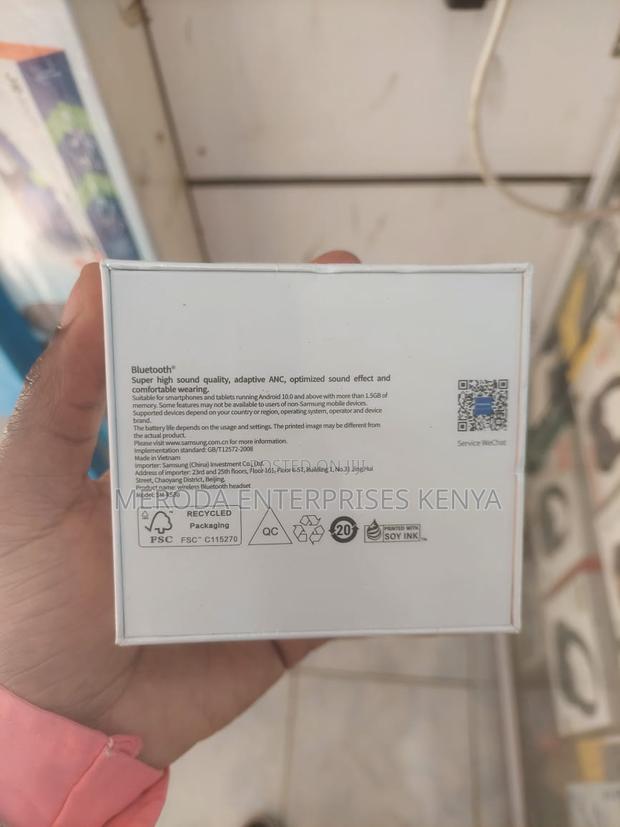 Samsung Galaxy Buds 3 Pods - thumbnail 3