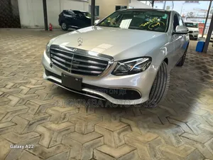 Mercedes-Benz E400 2019 Silver