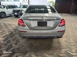 Mercedes-Benz E400 2019 Silver