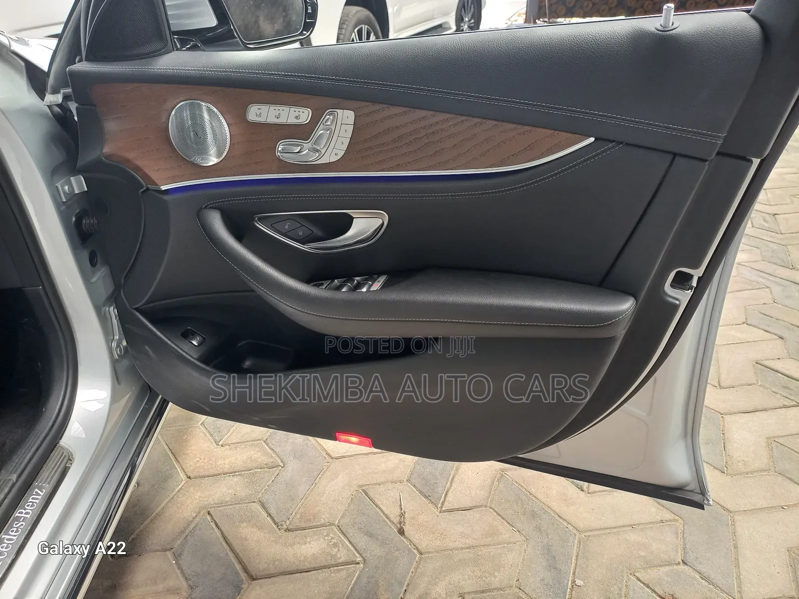 Mercedes-Benz E400 2019 Silver