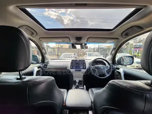 Toyota Land Cruiser Prado 2.8 2020 Black