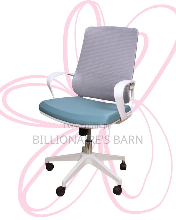 Orthopedic White Ergonomic Mesh Office Chair | High-density Foam Seat - thumbnail 4
