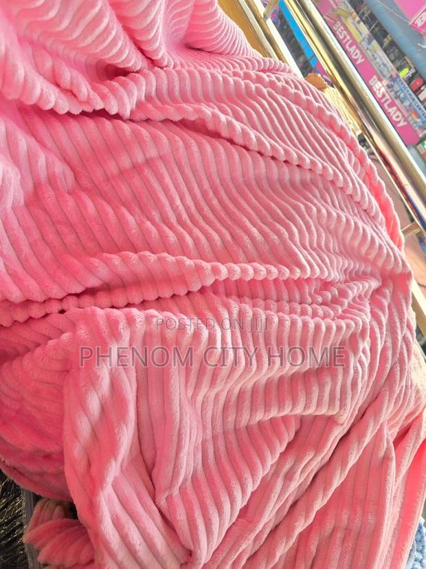 Soft Cozy Warm Fleece Blankets Available - thumbnail 3