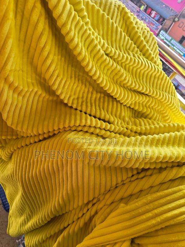 Soft Cozy Warm Fleece Blankets Available - thumbnail 4