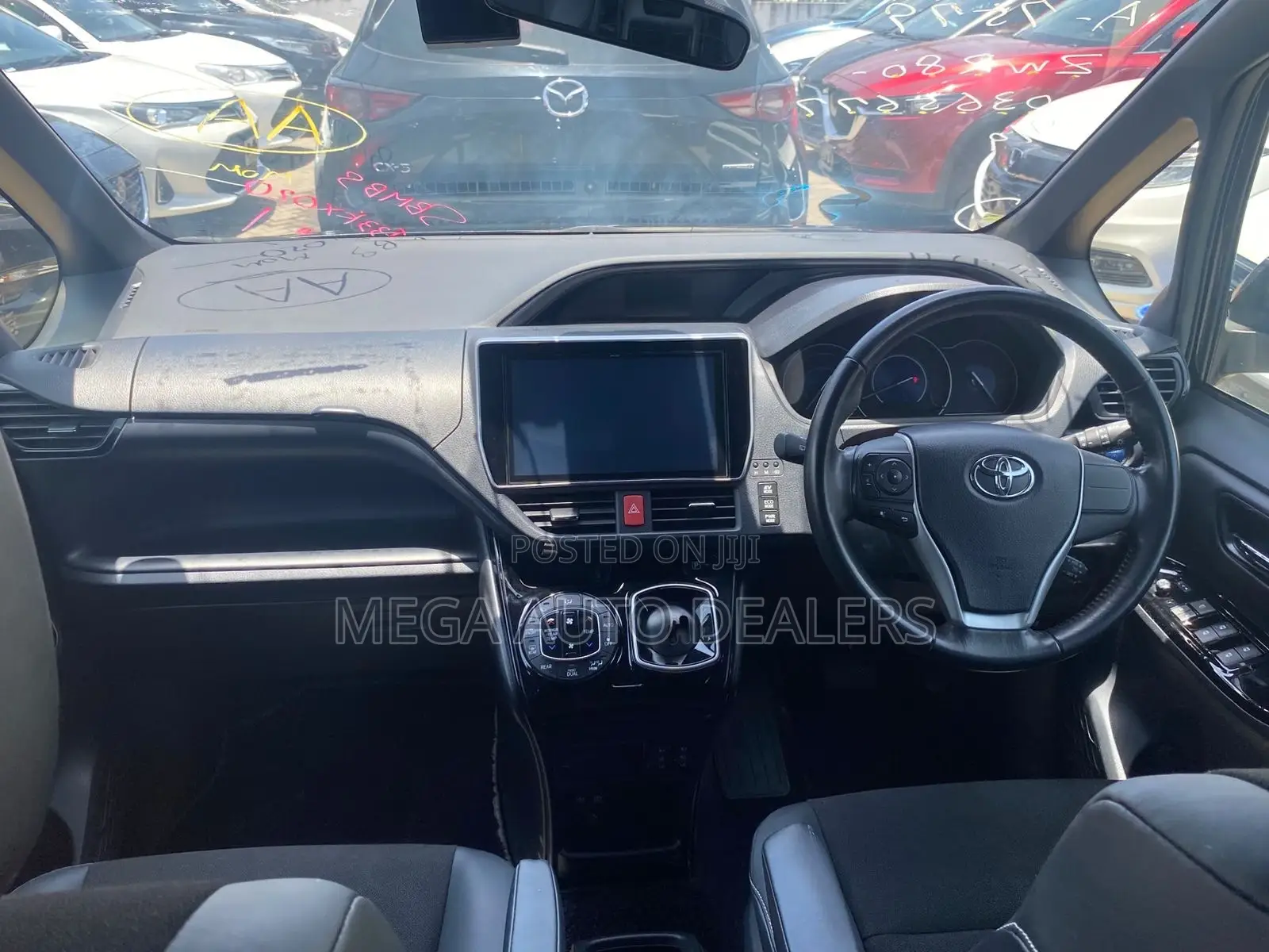 Toyota Noah 2018 Black