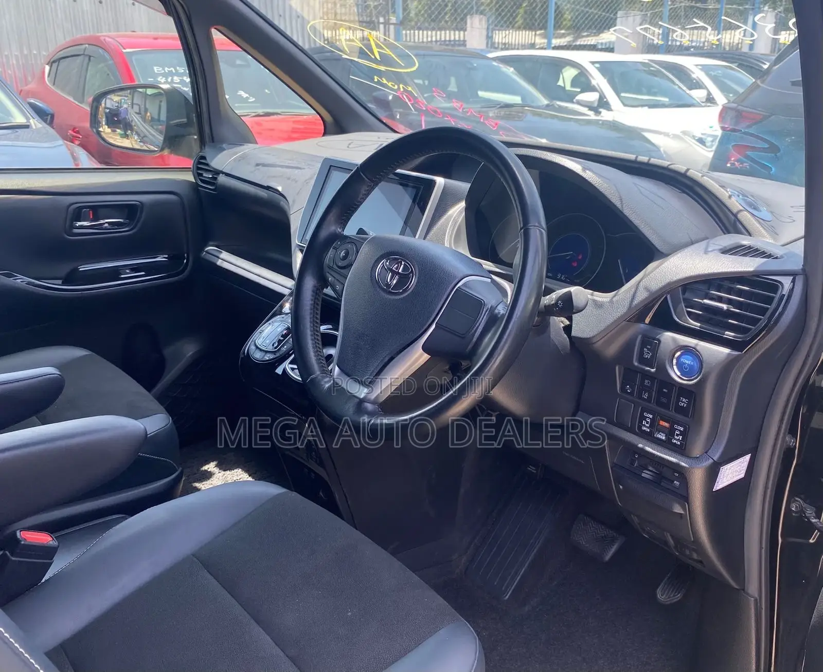 Toyota Noah 2018 Black