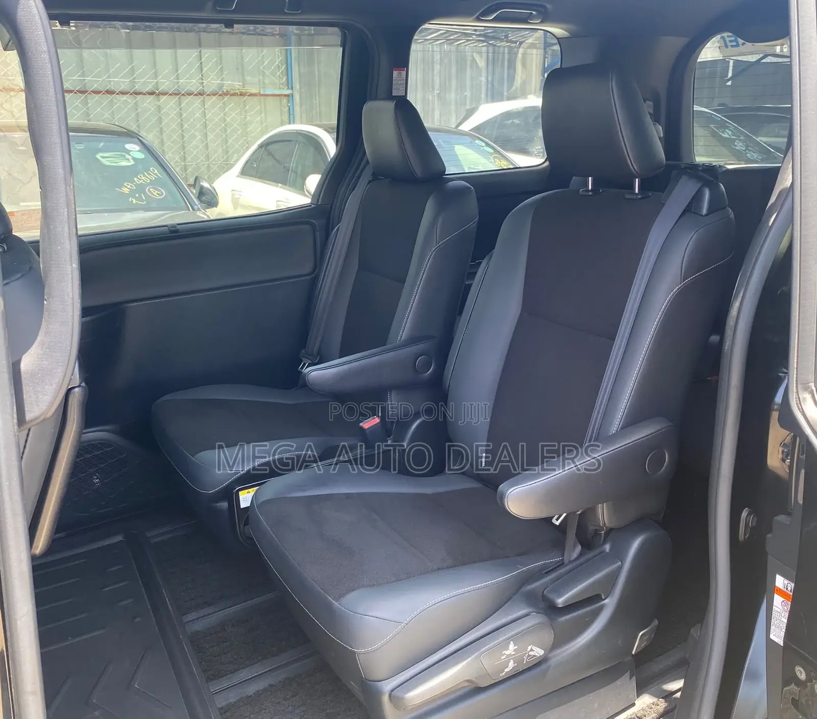 Toyota Noah 2018 Black
