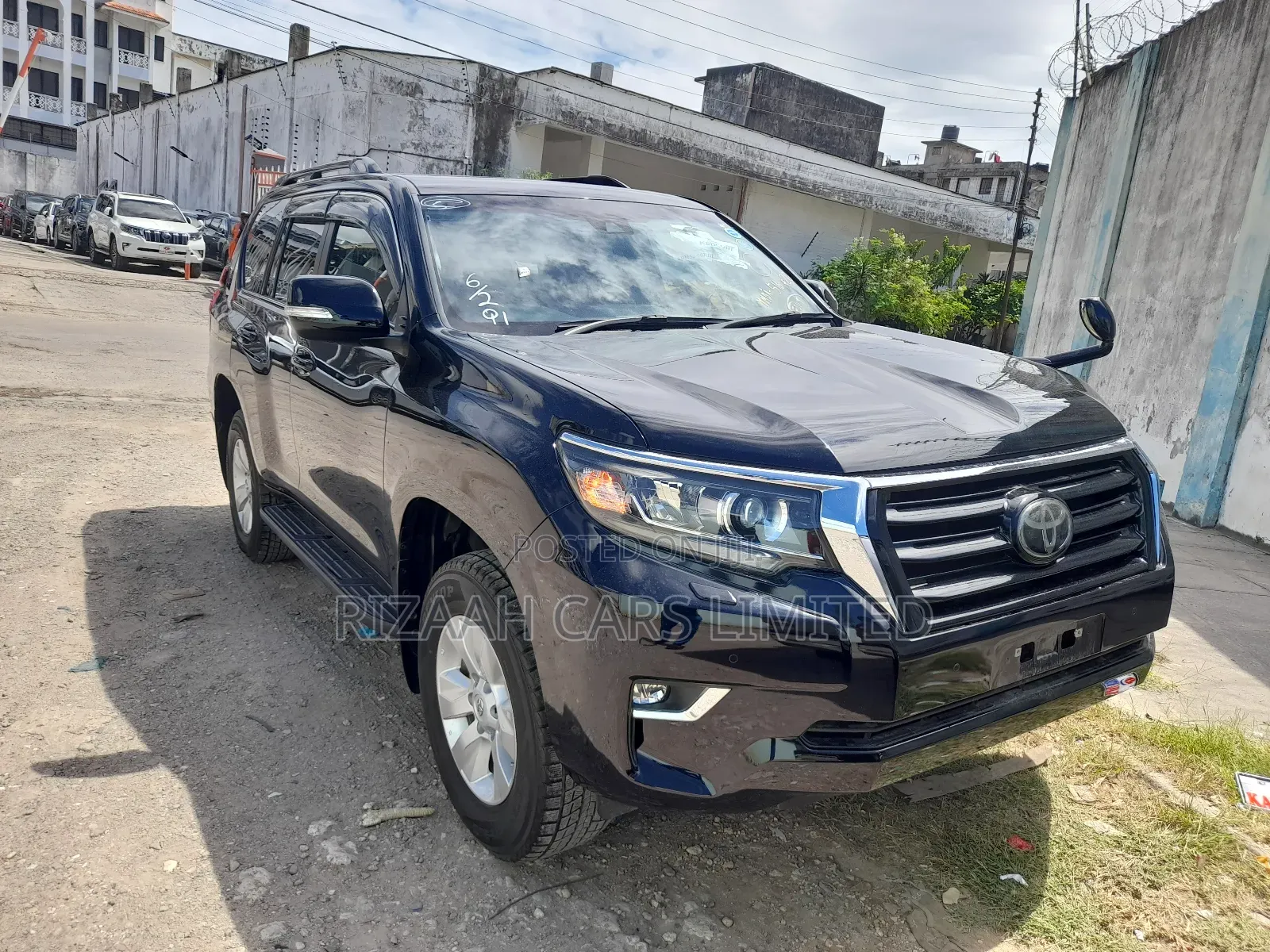 Toyota Land Cruiser Prado 2.7 2018 Black