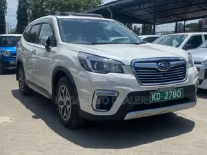 Subaru Forester 2018 White