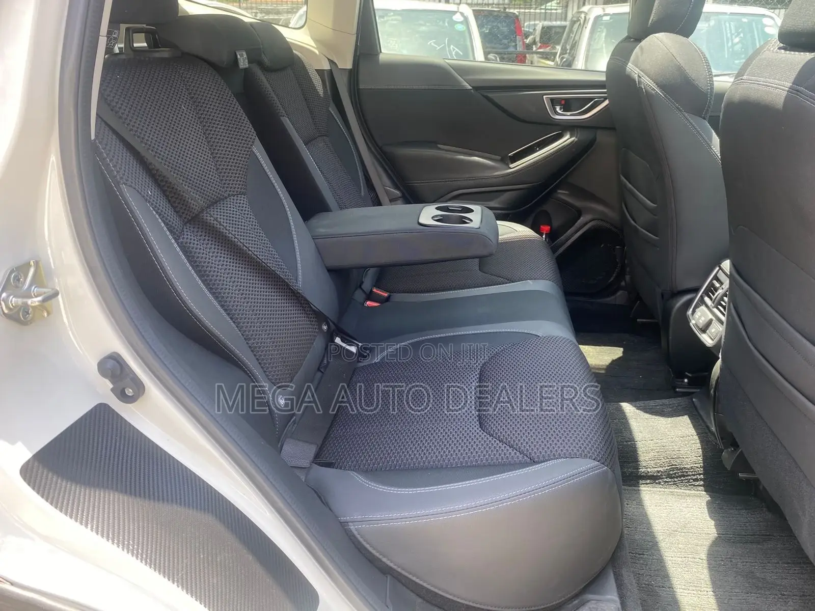 Subaru Forester 2018 White