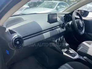 Mazda 2 2020 Blue