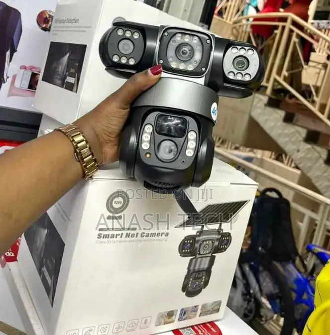 Intelligent 4g Triple Lens Solar Camera