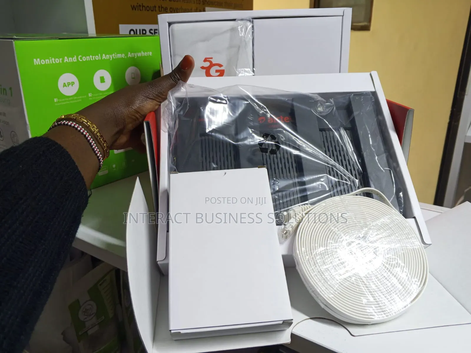 5g Broadband Wireless Router, Unlimited Bandwith,Portable,