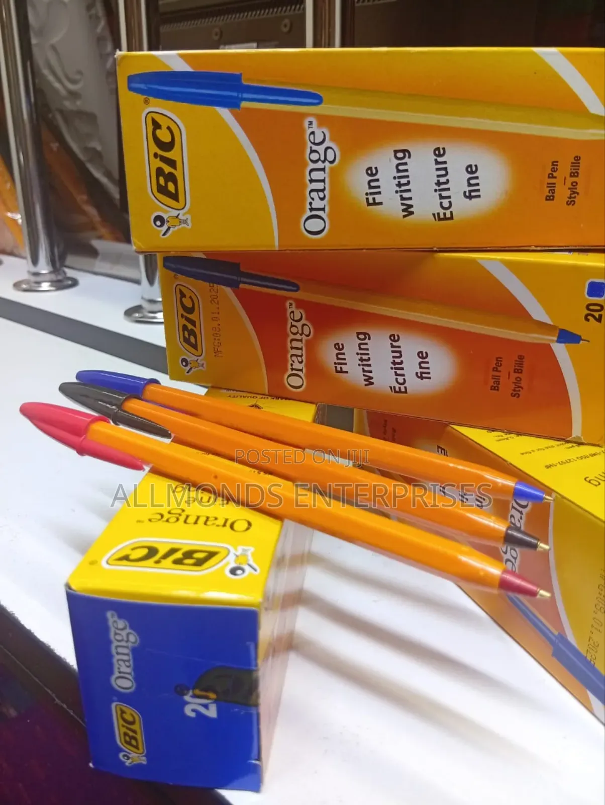 A Piece of Bic Fine Point/Sharp Pointed