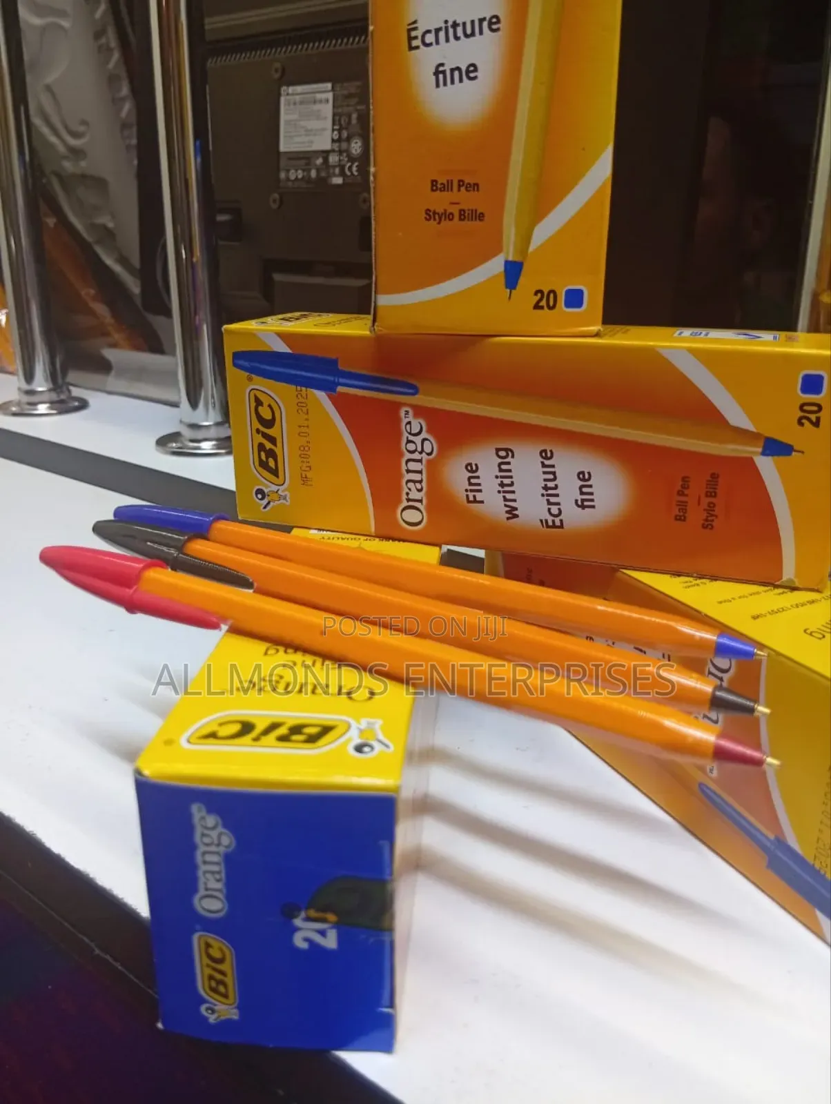 A Piece of Bic Fine Point/Sharp Pointed