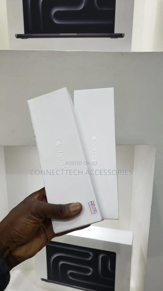 Apple Watch Series 11 - main view