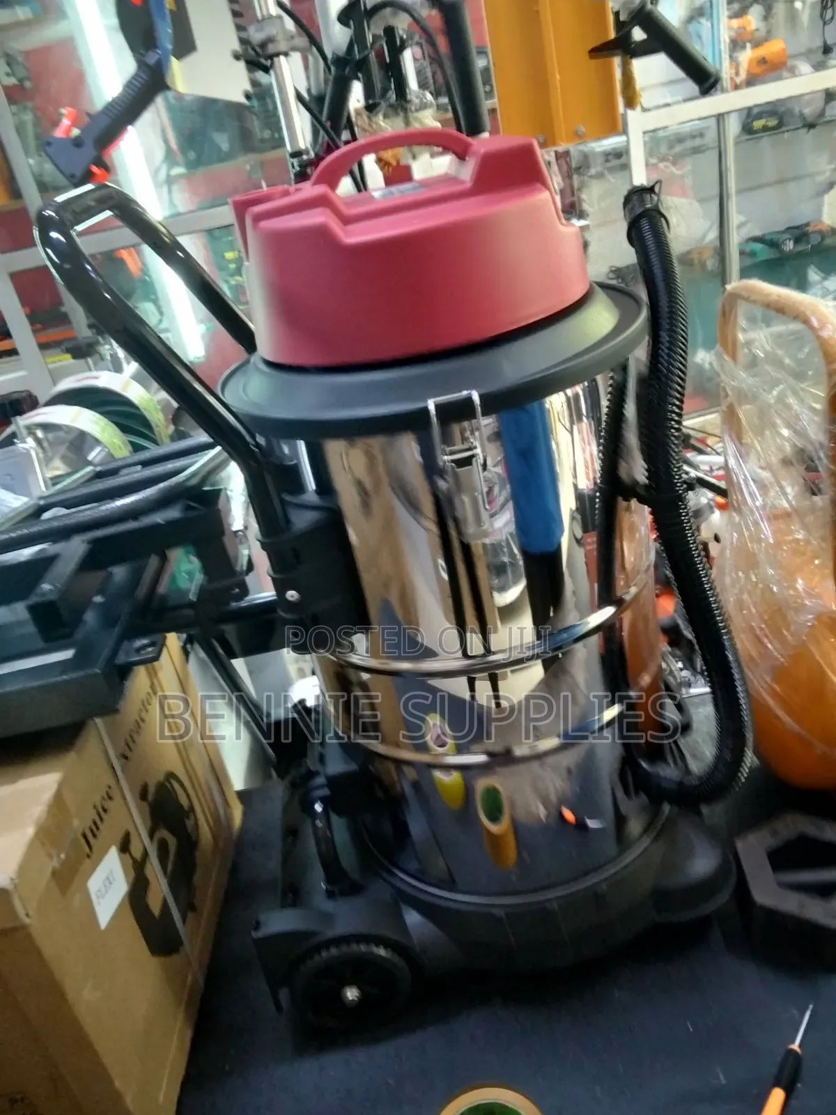 Home Uses Vacuum Cleaner / Commercial Vacuum Cleaner
