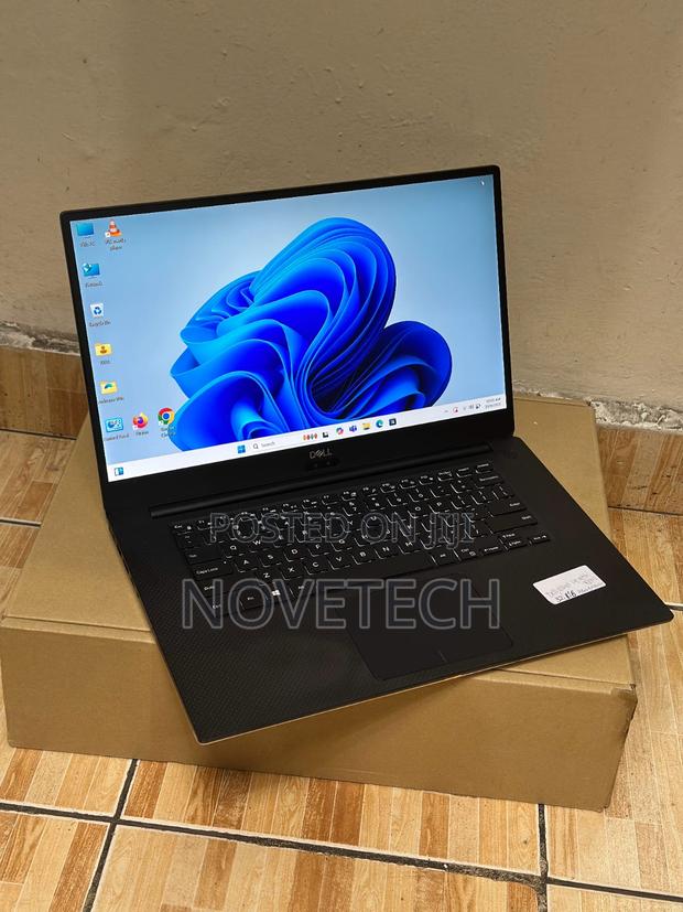 Laptop Dell Precision 5540 32GB Intel Core I9 SSD 1T - thumbnail 2