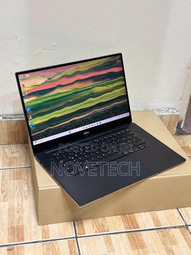 Laptop Dell Precision 5530 32GB Intel Core I9 SSD 512GB - main view