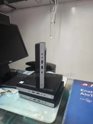 Desktop Computer HP ProDesk 600 G5 8GB Intel Core I7 SSD 256GB