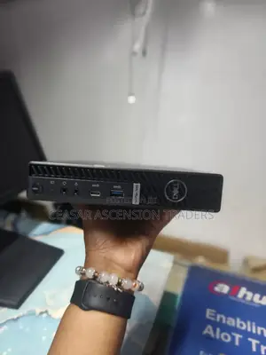 Desktop Computer Dell Optiplex 7090 16GB Intel Core I5 SSD 256GB