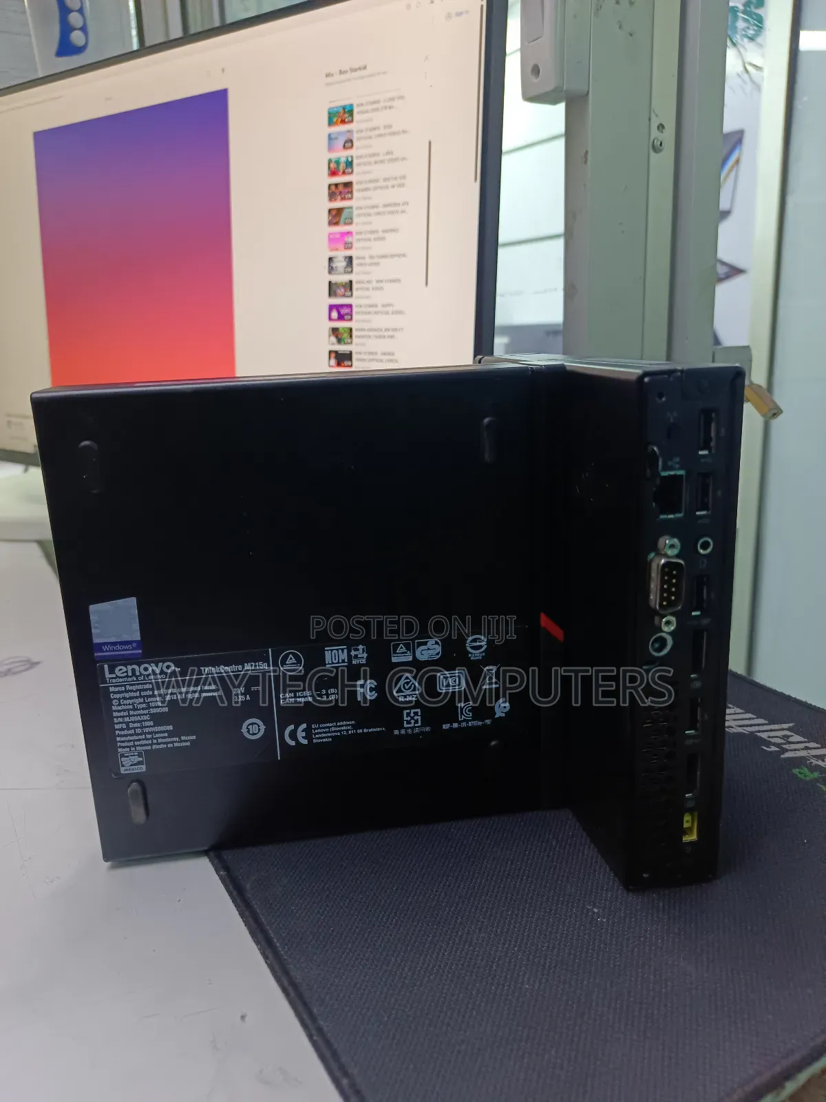 Desktop Computer Lenovo ThinkCentre M715 Tiny 8GB AMD Ryzen 3 SSD 256GB