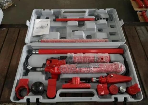 Portable Hydraulic Frame Repair Kit - main view