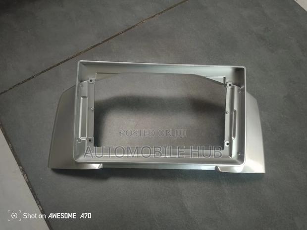 Toyota Harrier 240 Console 9inch
