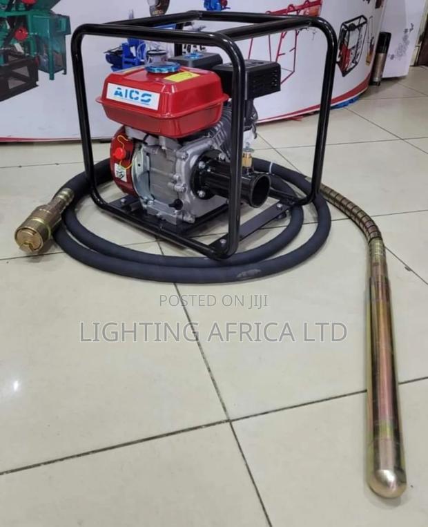 Petrol Engine Aico Commercial Lock Type Vibrator Plus Free 45mm Shaft - main view