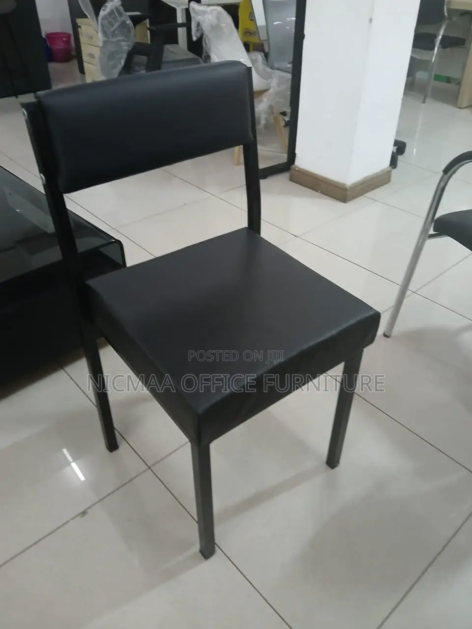 Classic Padded Guest Chair